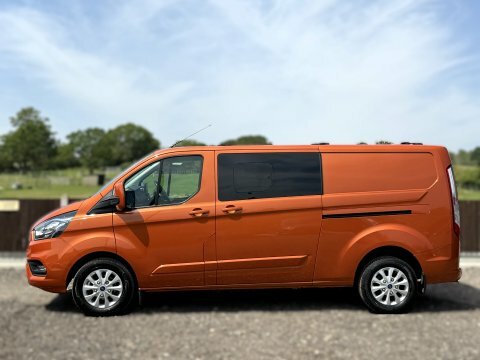 Ford Transit Custom 2.0 300 Limited AY72HPJ Orange #2