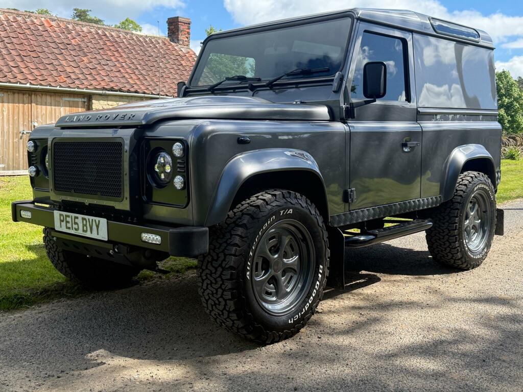 Land Rover Defender 90 2.2 Tdci Xs Hard Top Suv 4Wd Swb Euro 5 Grey