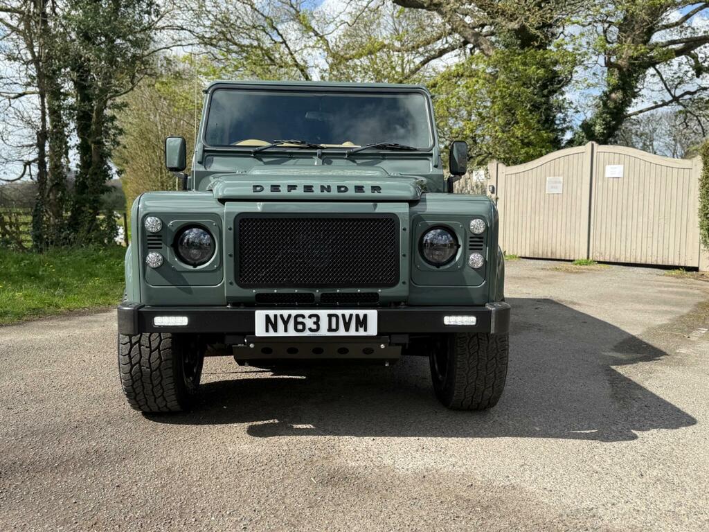 Land Rover Defender 110 2.0 D240 Se 110 Black #3