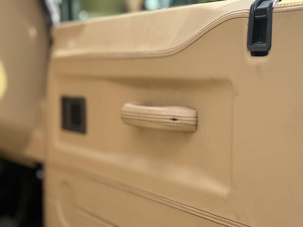 Land Rover Defender 110 2.0 D240 Se 110 Black #67