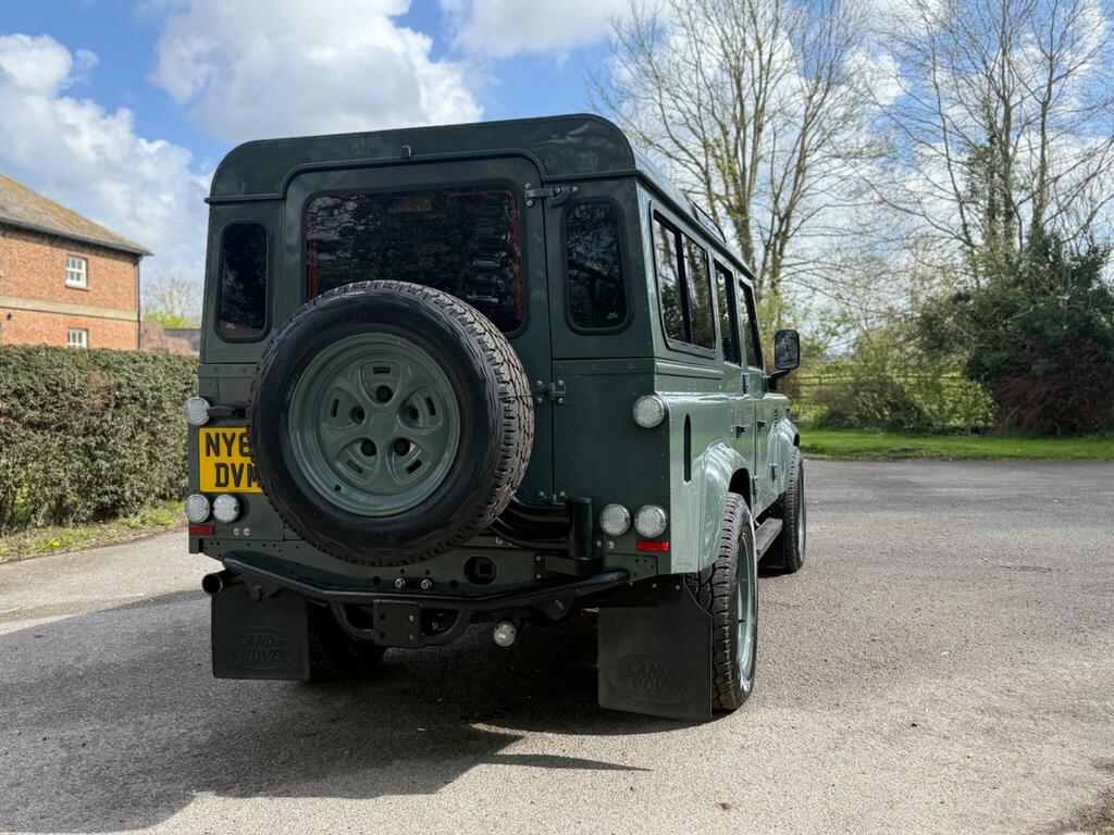 Land Rover Defender 110 2.0 D240 Se 110 Black #69