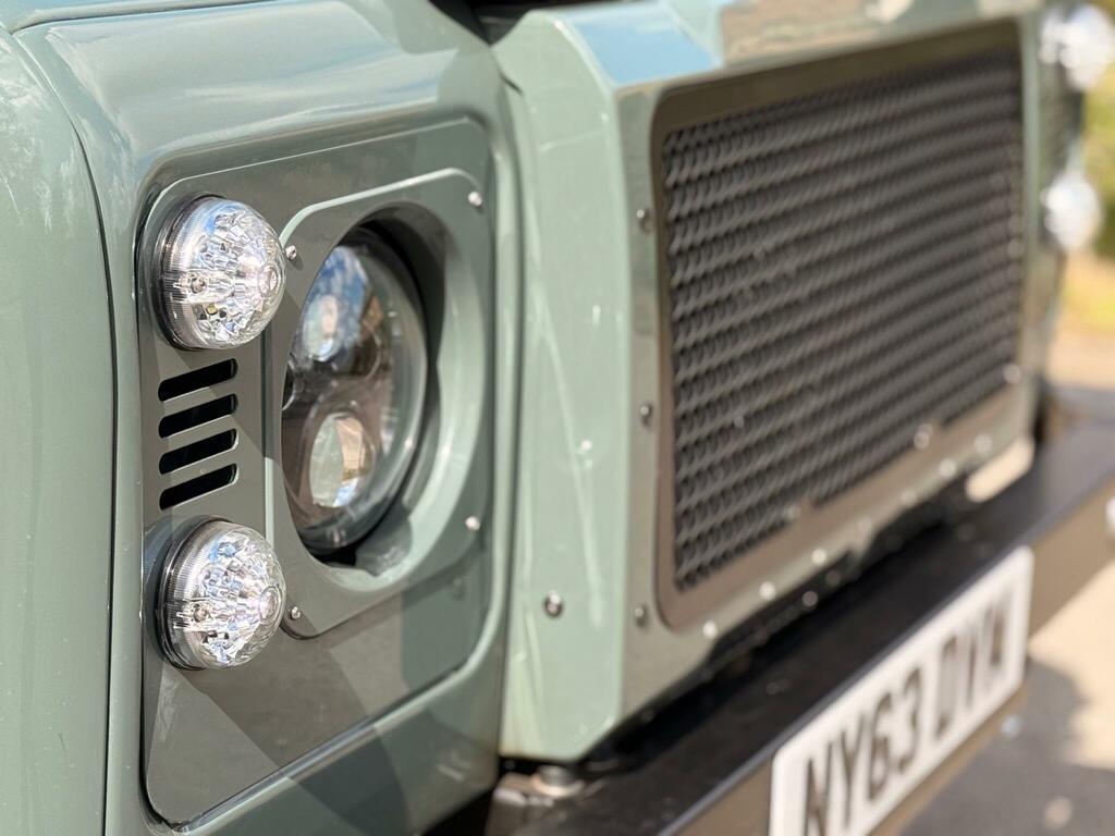 Land Rover Defender 110 2.0 D240 Se 110 Black #56