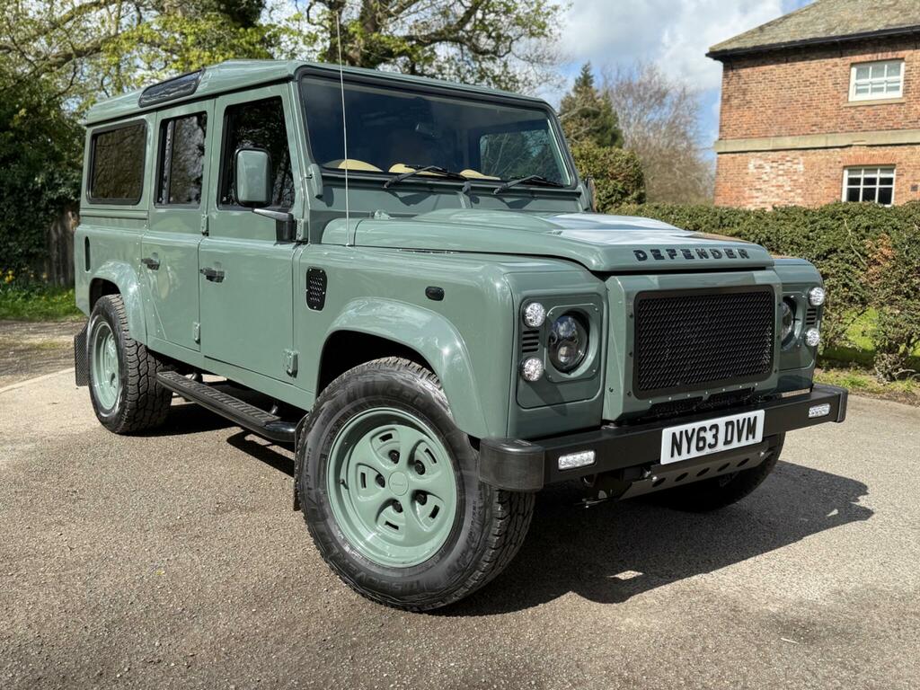 Land Rover Defender 110 2.0 D240 Se 110 Black #6