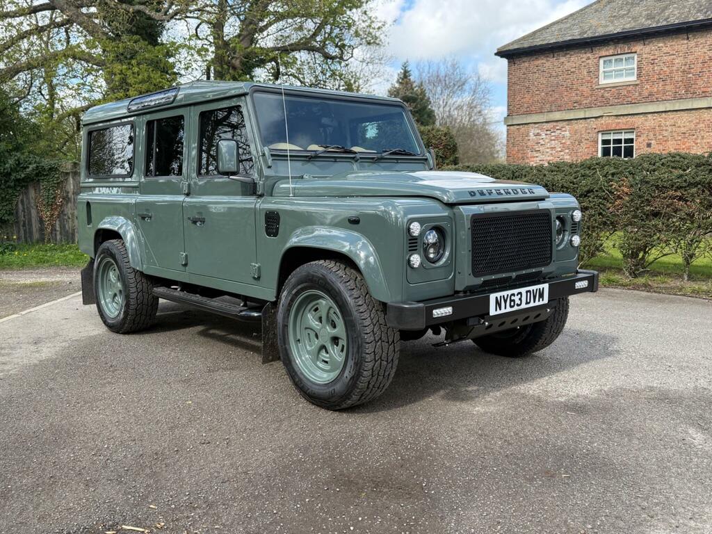 Land Rover Defender 110 2.0 D240 Se 110 Black #8