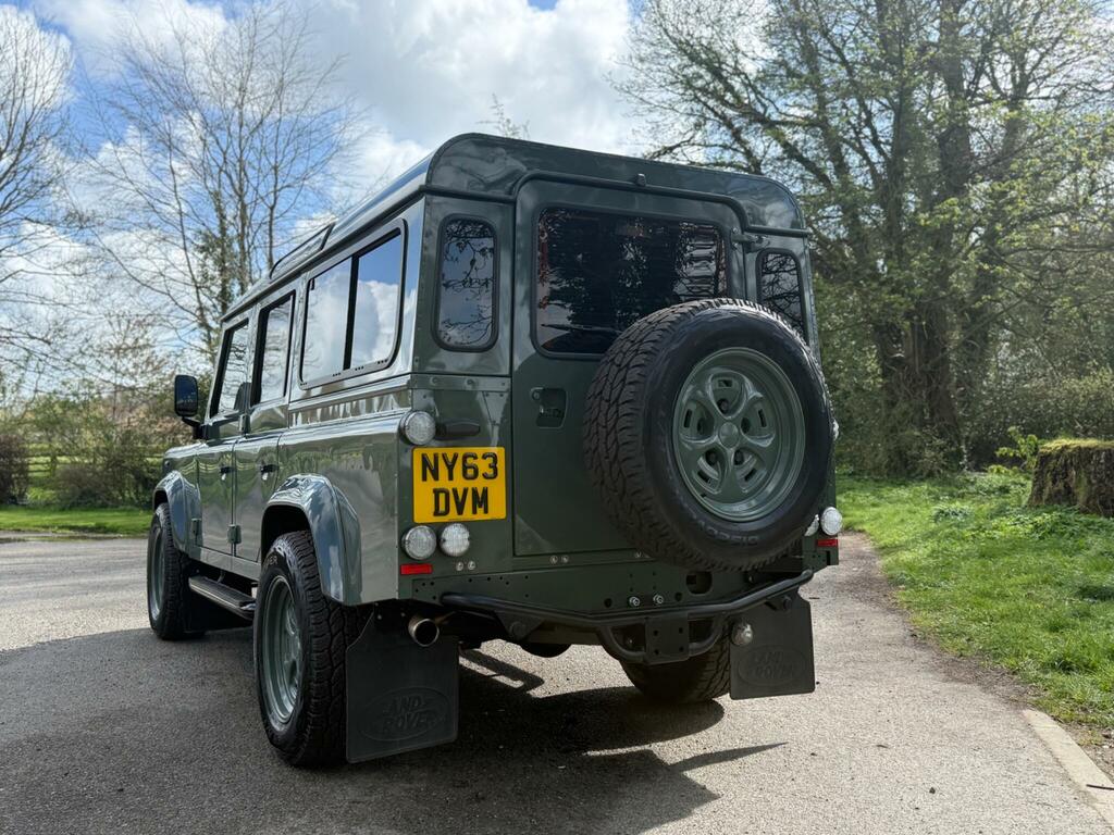 Land Rover Defender 110 2.0 D240 Se 110 Black #19