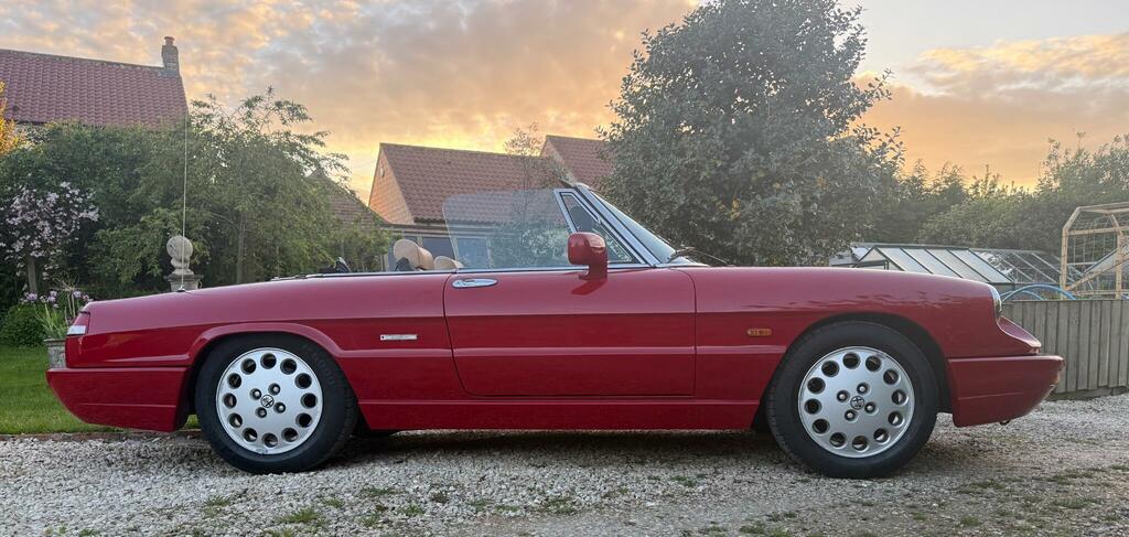 Alfa Romeo Spider 2.0 Mot O5 02 2027 Black #19