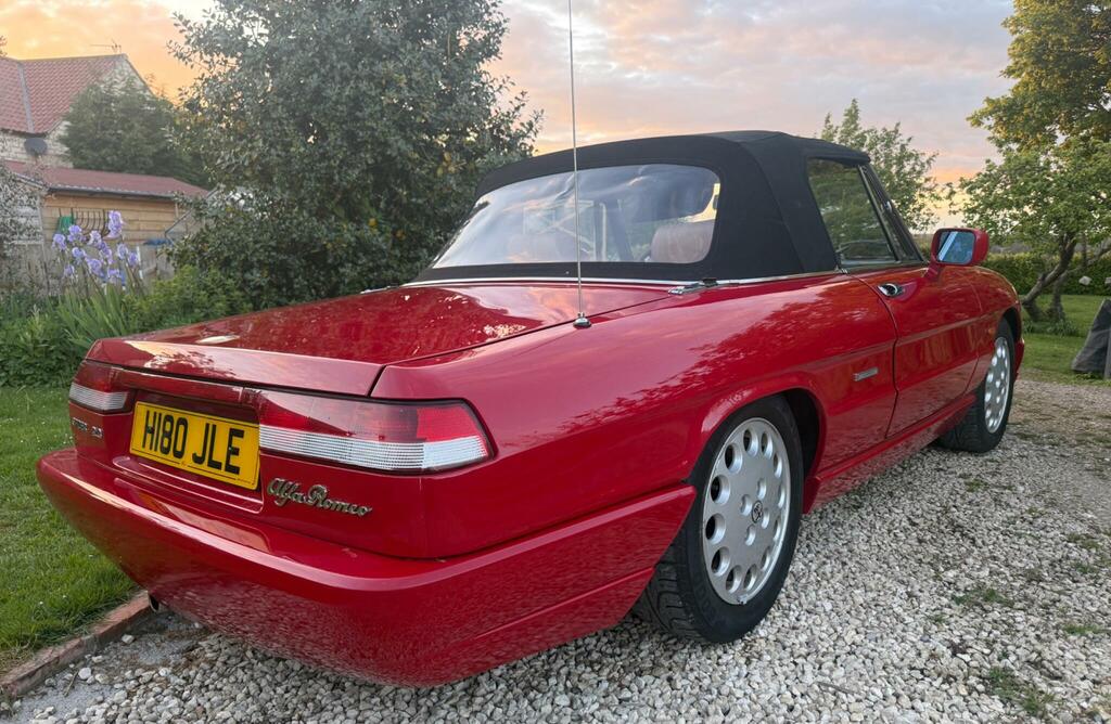 Alfa Romeo Spider 2.0 Mot O5 02 2027 Black #23