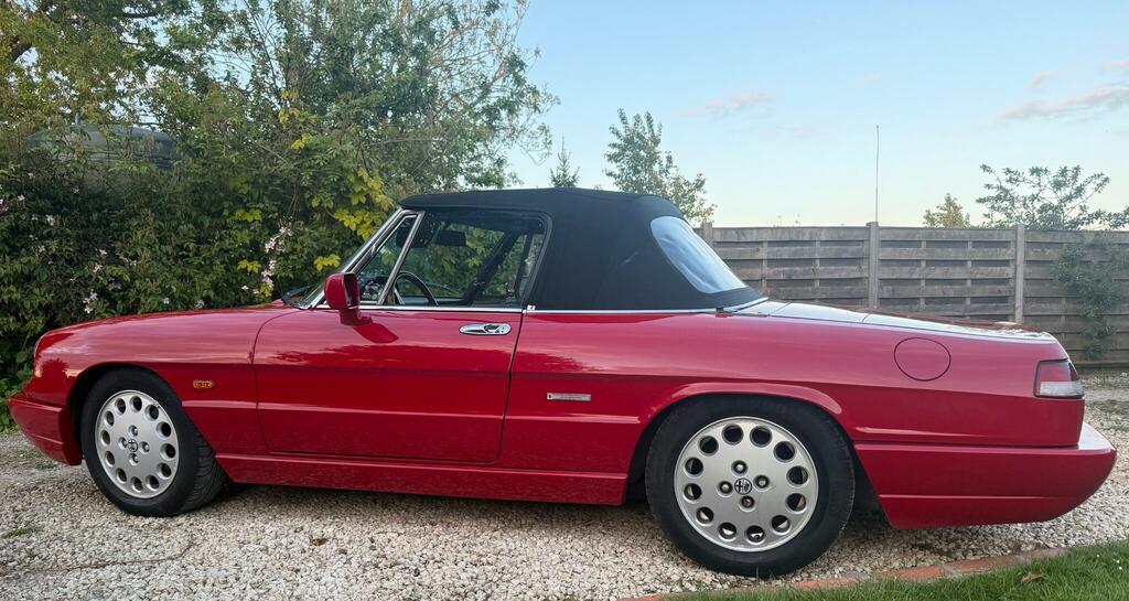 Alfa Romeo Spider 2.0 Mot O5 02 2027 Black #40