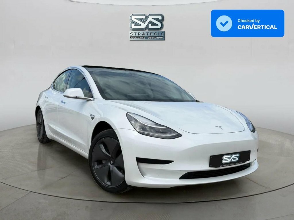 Tesla Model 3 Saloon White