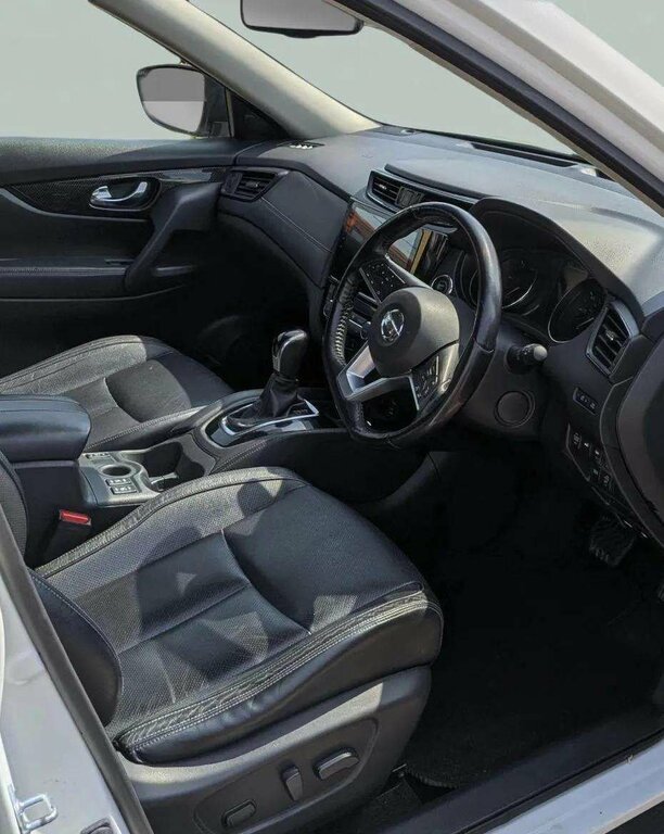 Nissan X-Trail 1.6L Tekna White #2