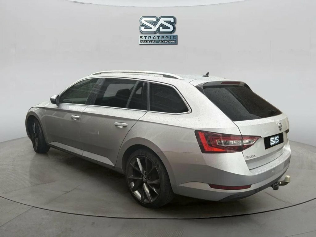 Skoda Superb 2L Se L Executive DE18VLC Silver #2