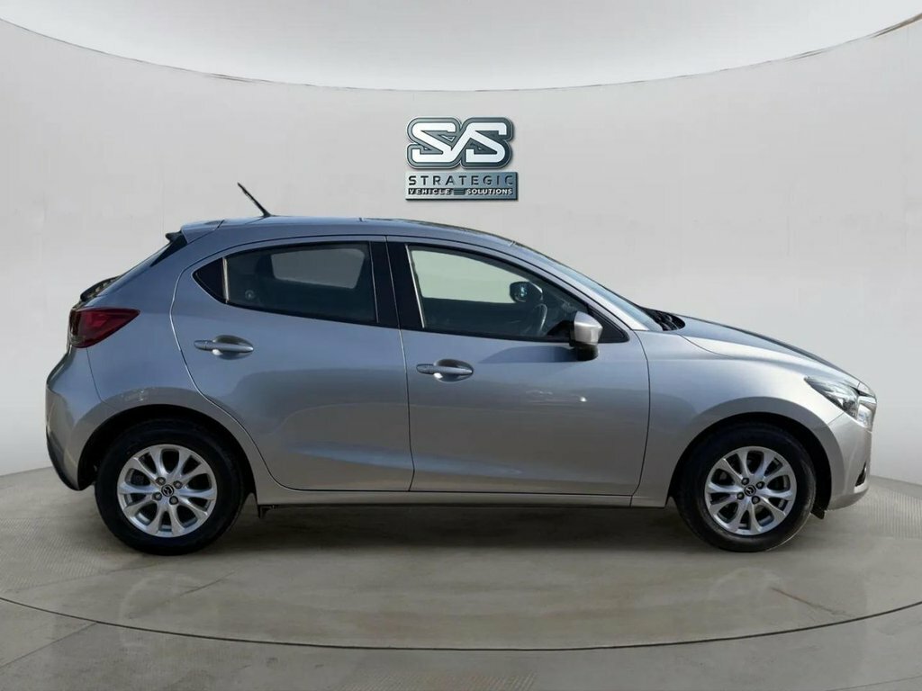 Mazda 2 1.5L Se-l Silver #3