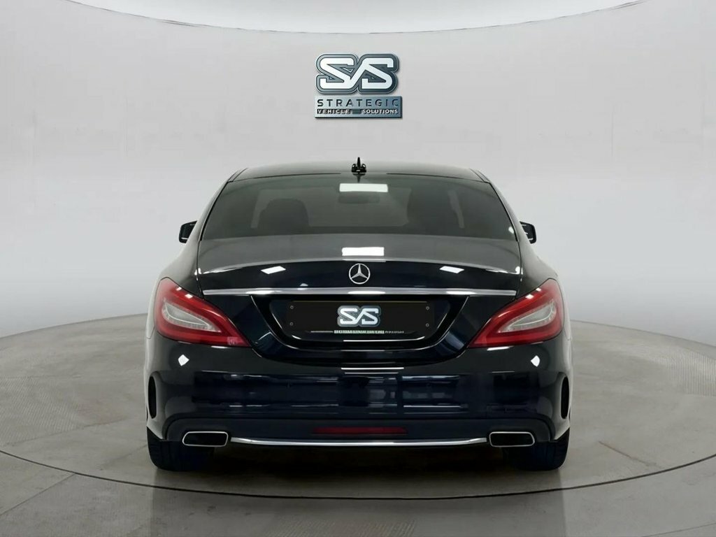 Mercedes-Benz CLS 2.1L Amg Line Black #4