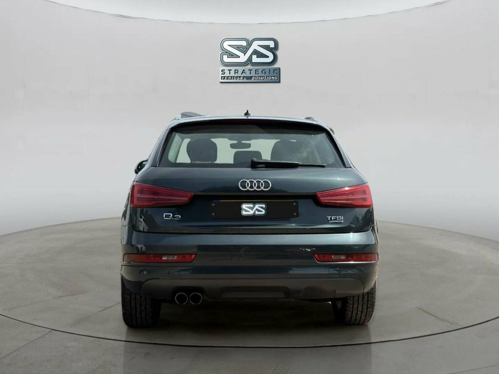 Audi Q3 2L Sport Green #5