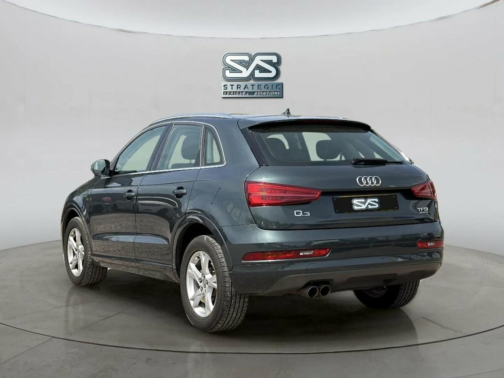 Audi Q3 2L Sport Green #6