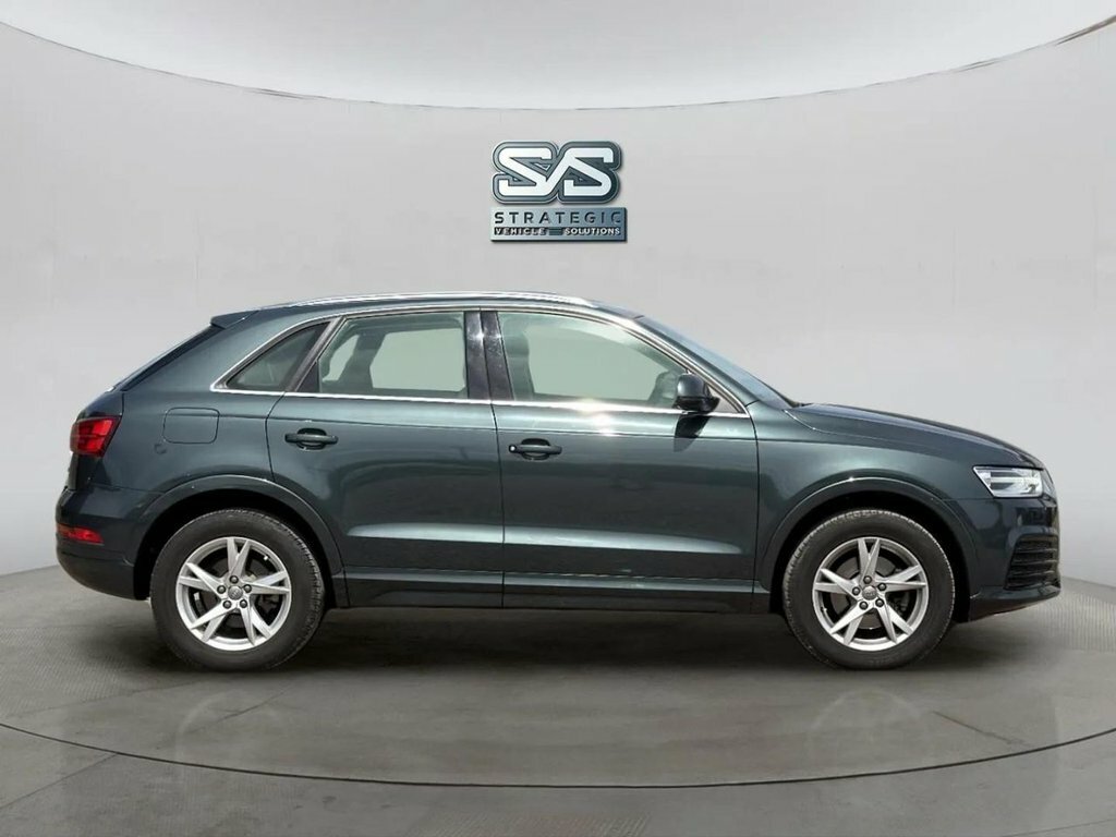 Audi Q3 2L Sport Green #3