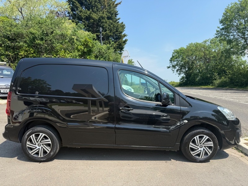 Peugeot Partner Blue Hdi Professional L1 WJ68ZNH Black #3