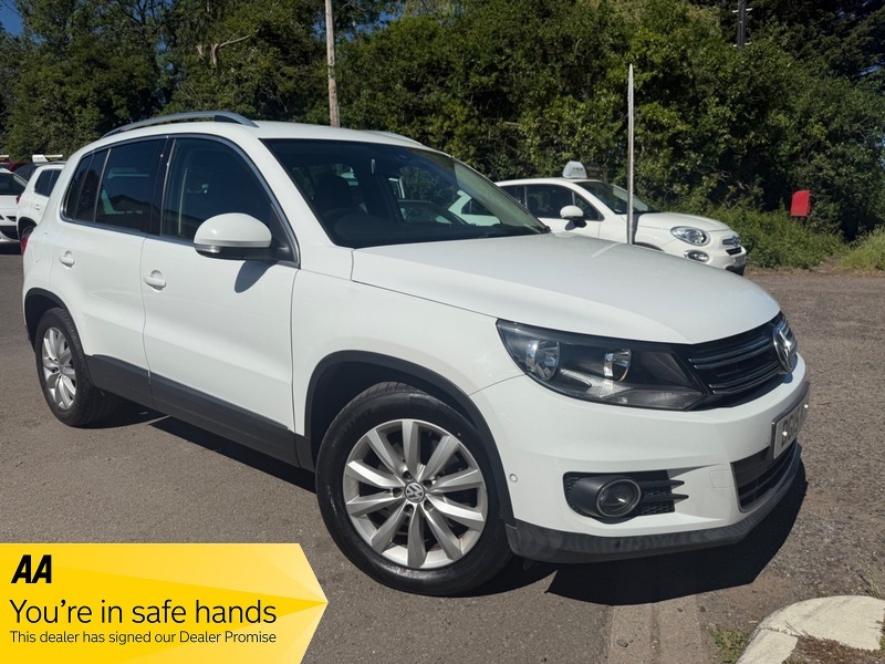 Volkswagen Tiguan Match Tdi Bluemotion Technology DG15KJV White #2