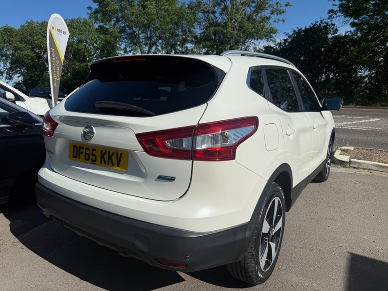 Nissan Qashqai Dci N-tec Plus DF65KKV White #6