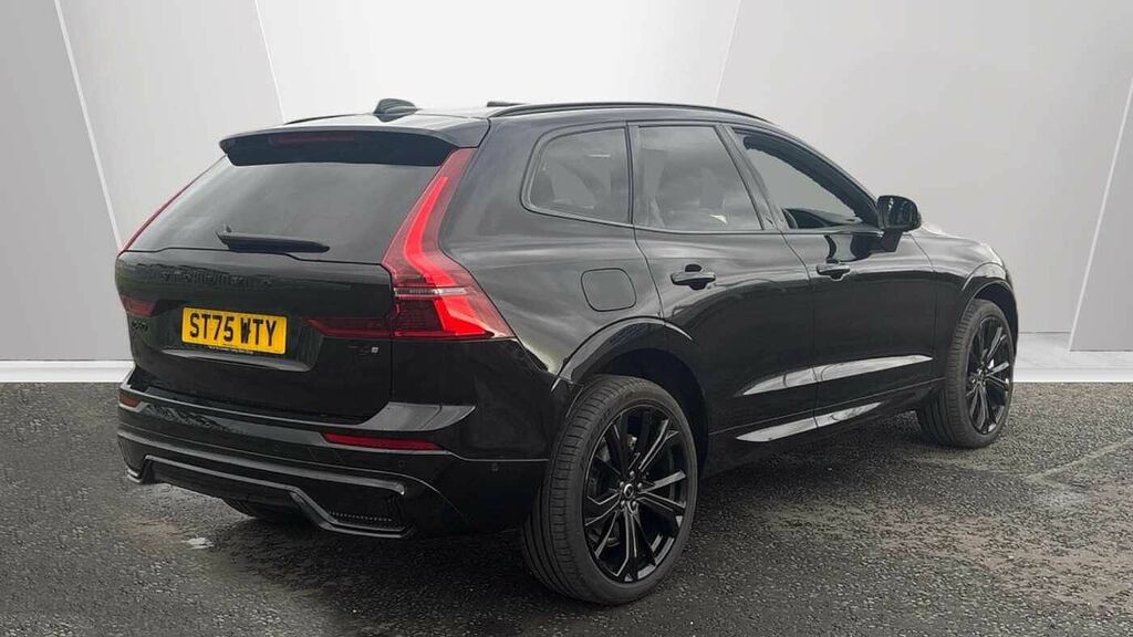 Volvo XC60 Black Edition Plus, T6 Awd Plug-in Hybrid, Electri ST75WTY Black #2