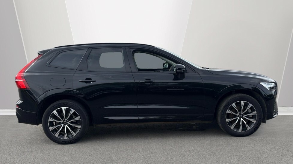 Volvo XC60 Plus, B5 Awd Mild Hybrid, Dark RA74LNW Black #3