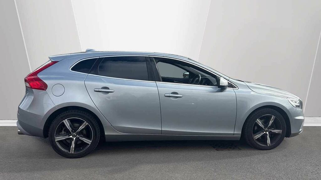 Volvo V40 T2 R-design SP68JNK Silver #3