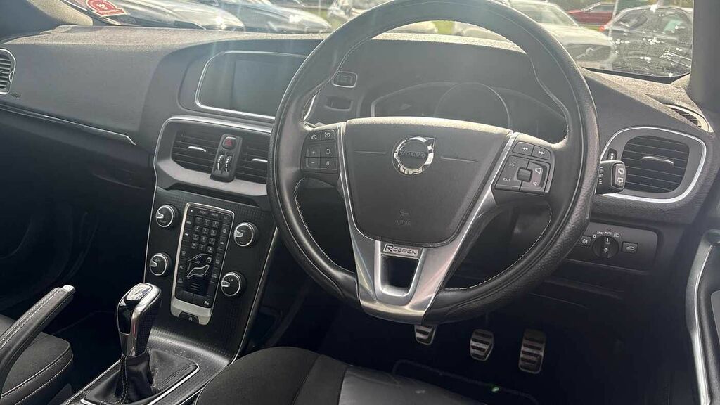 Volvo V40 T2 R-design SP68JNK Silver #4