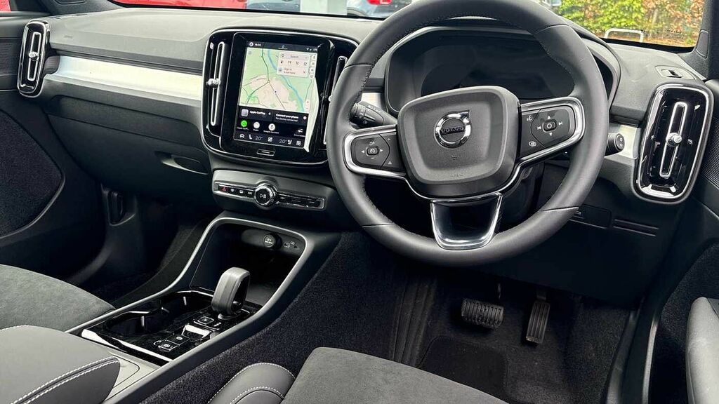Volvo XC40 Plus, B3 Mild Hybrid, Dark SP26ZVC Grey #4
