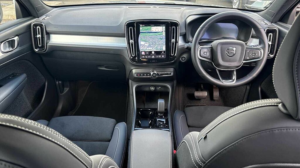 Volvo XC40 Plus, B3 Mild Hybrid, Dark SP26UYM Grey #5
