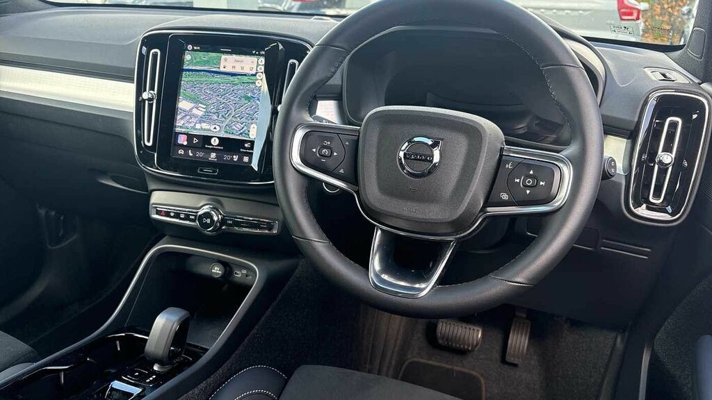 Volvo XC40 Plus, B3 Mild Hybrid, Dark SP26UYM Grey #4