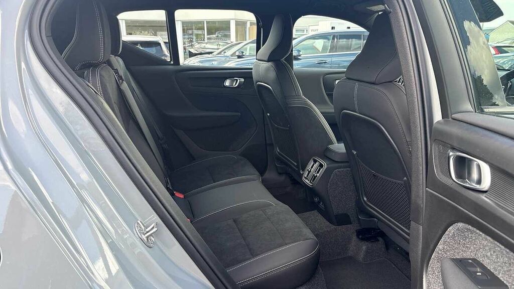 Volvo XC40 Plus, B3 Mild Hybrid, Dark SP26UYM Grey #6
