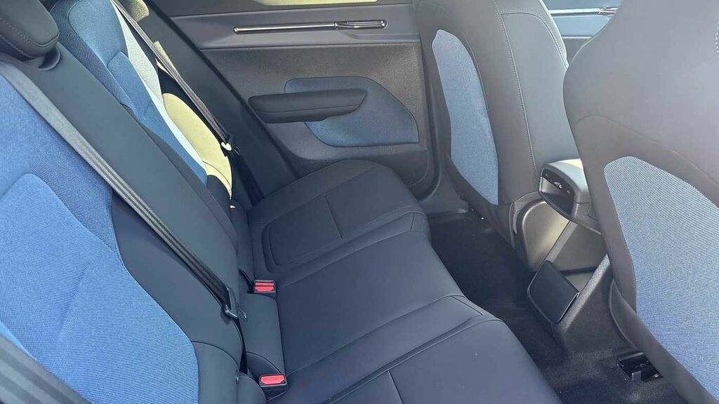 Volvo EX30 Black Edition Plus, Single Motor Extended Range, E ST26FAM Black #6