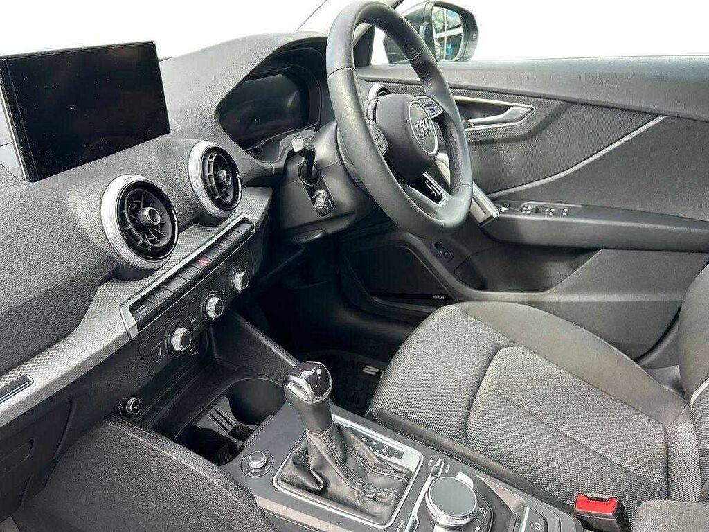 Audi Q2 Sport 35 Tfsi 150 Ps S Tronic SR23OGG Grey #2