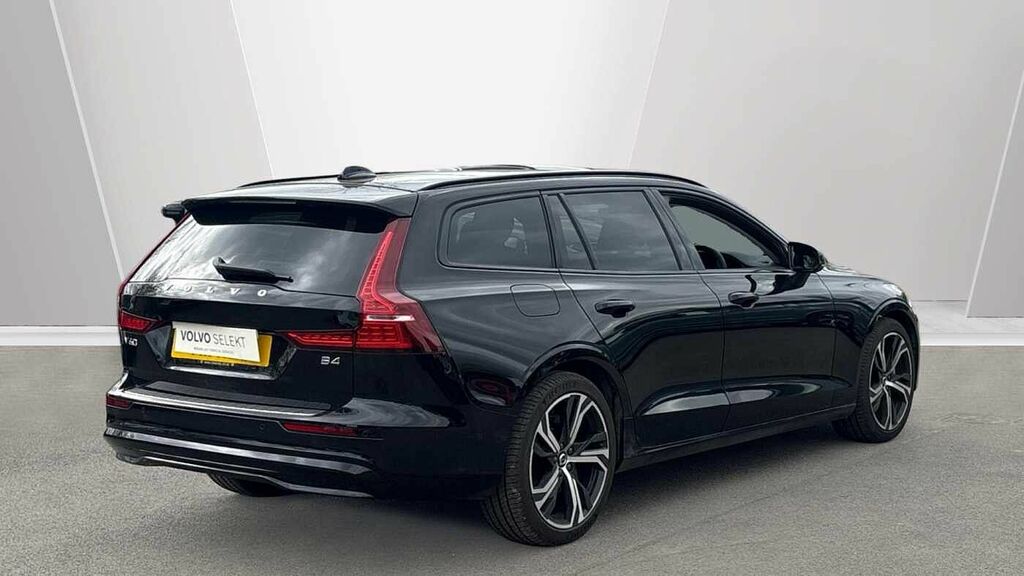 Volvo V60 Ultra, B4 Mild Hybrid, Dark T111AND Black #2