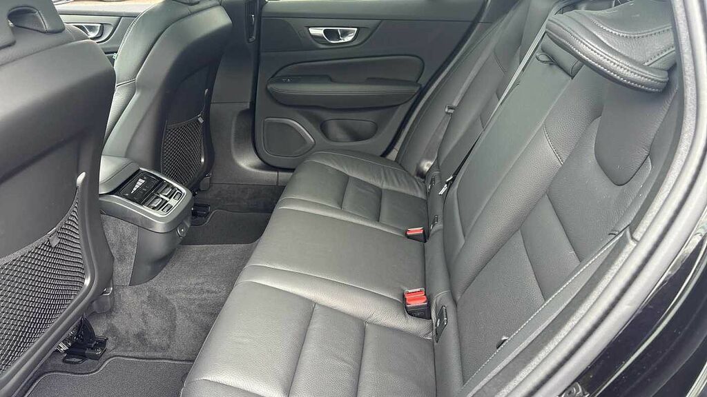 Volvo V60 Ultra, B4 Mild Hybrid, Dark T111AND Black #6