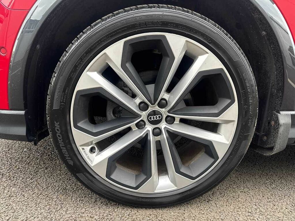 Audi Q3 Vorsprung 35 Tfsi 150 Ps S Tronic Red #5