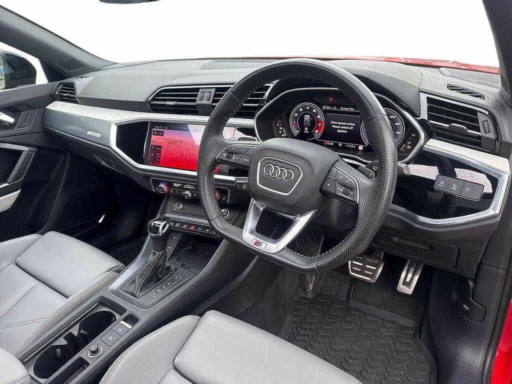 Audi Q3 Vorsprung 35 Tfsi 150 Ps S Tronic Red #6