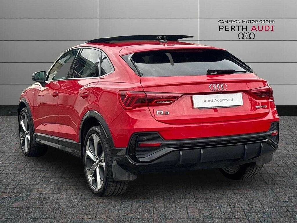 Audi Q3 Vorsprung 35 Tfsi 150 Ps S Tronic Red #3