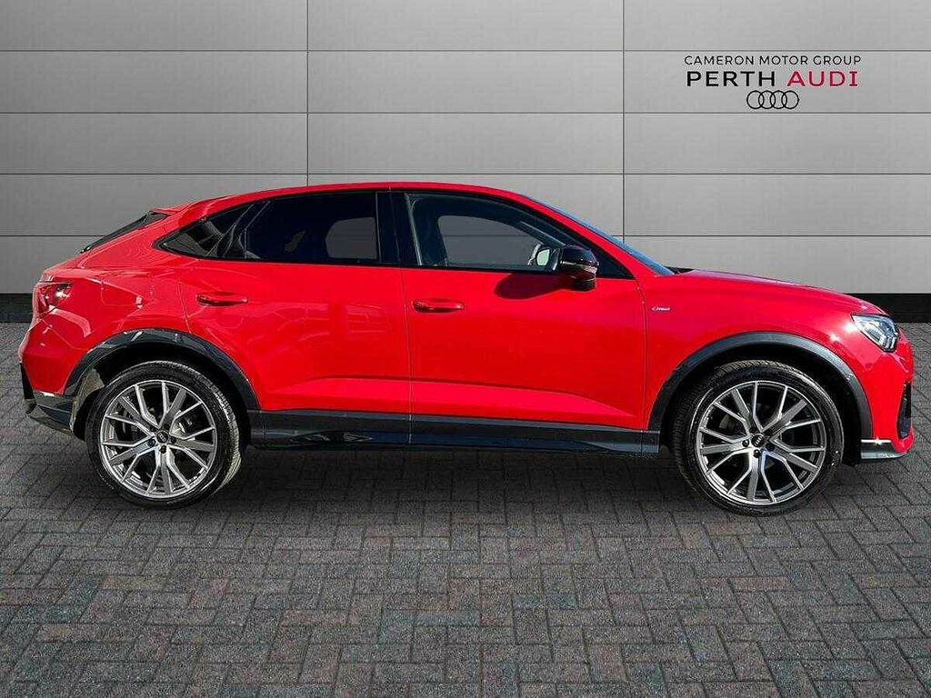 Audi Q3 Black Edition 35 Tfsi 150 Ps S Tronic SR24DGO Red #4