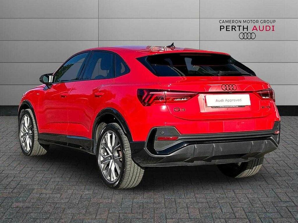 Audi Q3 Black Edition 35 Tfsi 150 Ps S Tronic SR24DGO Red #3