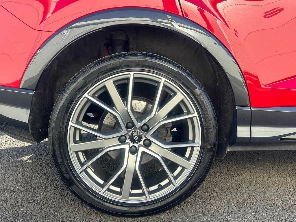 Audi Q3 Black Edition 35 Tfsi 150 Ps S Tronic SR24DGO Red #5