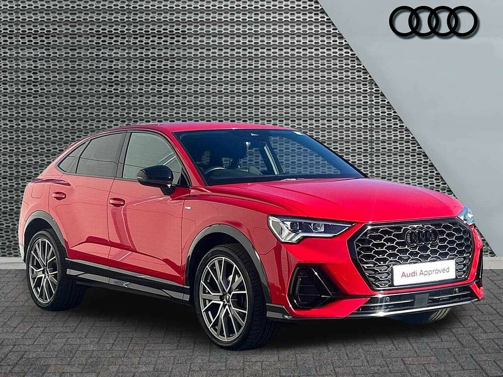 Audi Q3 Black Edition 35 Tfsi 150 Ps S Tronic Red