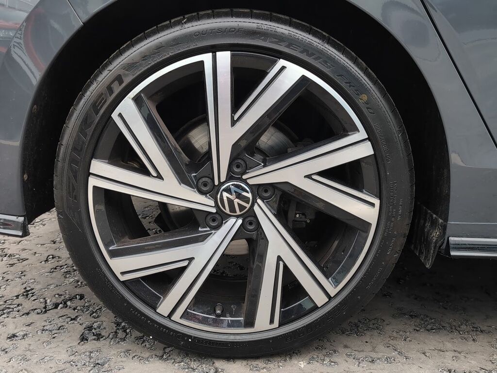 Volkswagen Golf 2.0 Tdi 150 R-line Dsg SR22HHM Grey #4