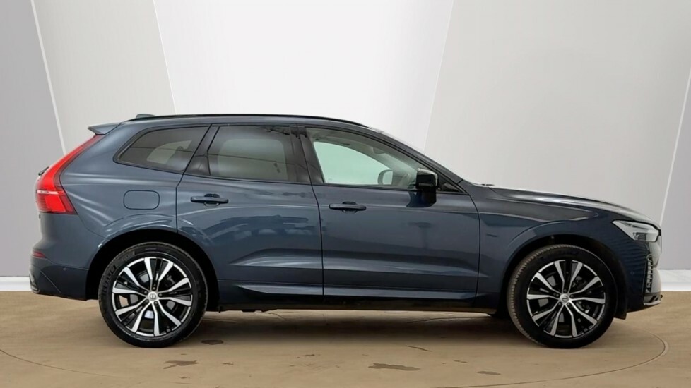 Volvo XC60 Plus, B5 Awd Mild Hybrid, Dark RJ25KNR Blue #4