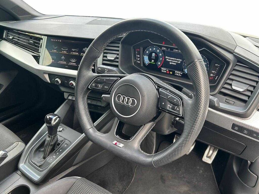 Audi A1 Black Edition 35 Tfsi 150 Ps S Tronic ST72RZX Grey #6