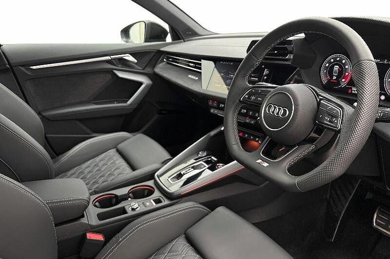 Audi A3 Black Edition Tfsi 333 Ps S Tronic DA75XLX Blue #6