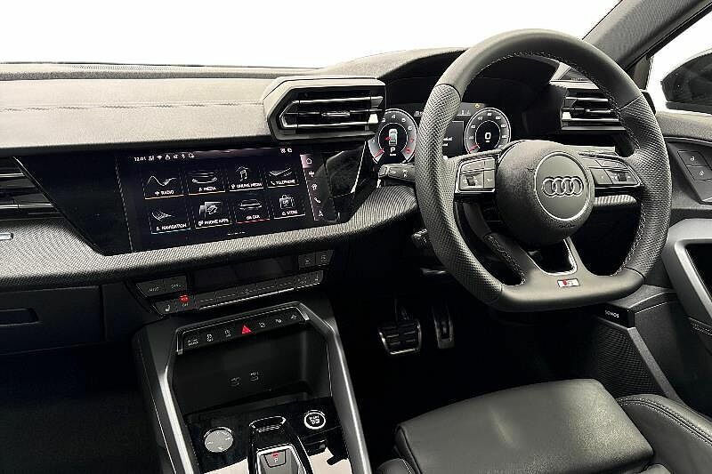 Audi A3 Black Edition Tfsi 150 Ps S Tronic DK75WVN Blue #2