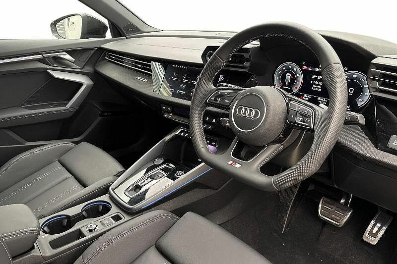 Audi A3 Black Edition Tfsi 150 Ps S Tronic KM75CZL Black #6