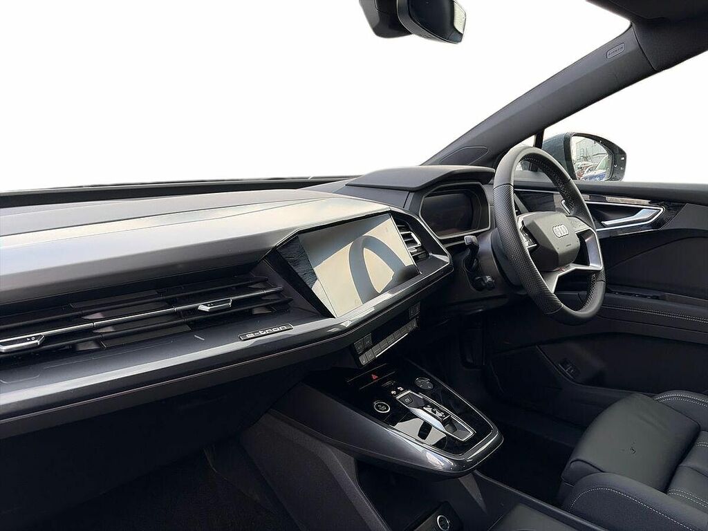 Audi Q4 E Tron Q4 S Line 45 E-tron 210,00 Kw KN75UZK Grey #2