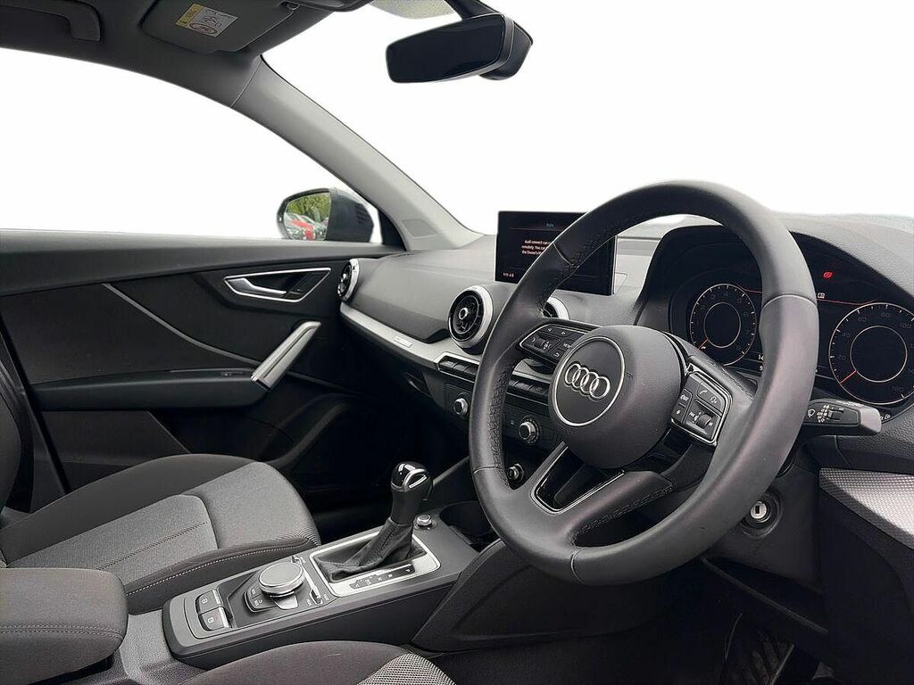 Audi Q2 Sport 35 Tfsi 150 Ps S Tronic SE23VRX Grey #6